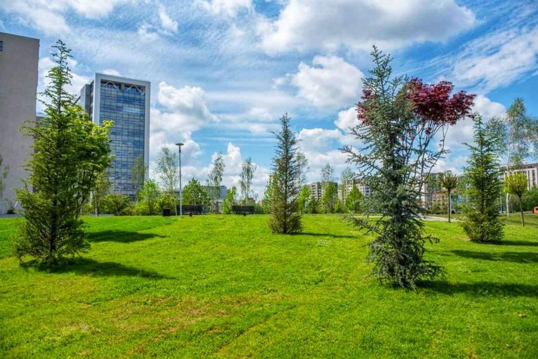 Botanic Nest Panoramic Studio Bucharest Exterior photo